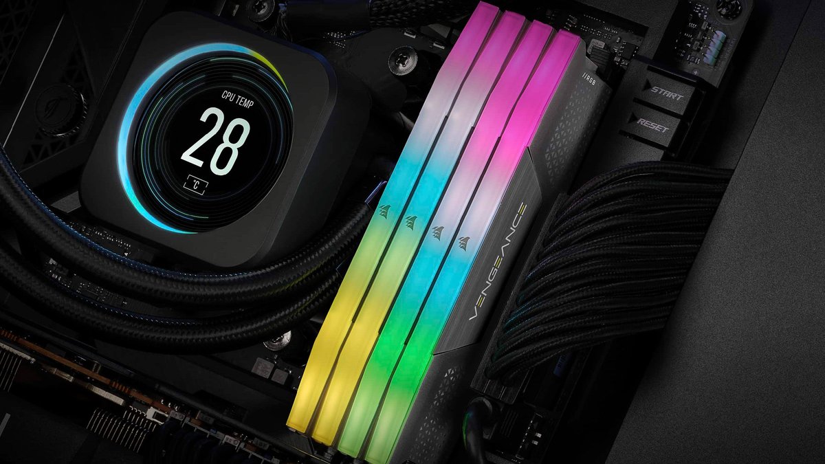 DDR5内存一夜暴涨至4千美元，新蛋网标价疑云引热议