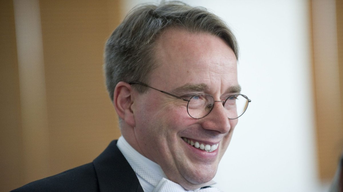 Linus Torvalds怒怼反AI开发者：Linux不是反AI项目